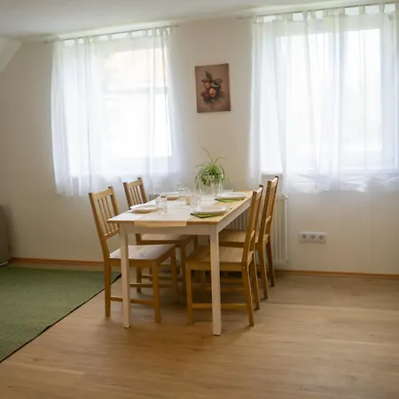 Apartments Home4Motion Steinfeldgasse Apartment